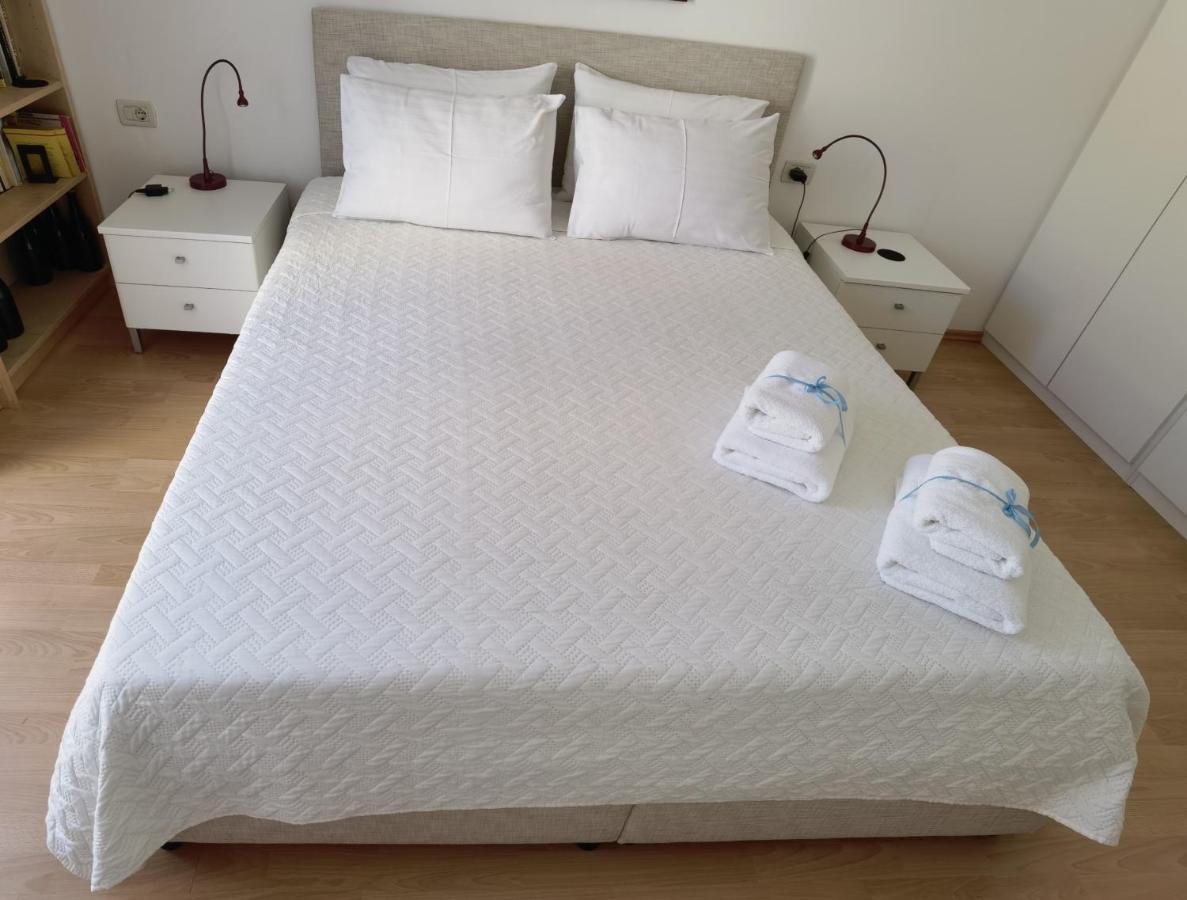 Aria Deluxe Superior 5 Star Apartment, Your Piece Of Heaven By The Sea & Park, With Sea & Park View Novigrad Istria المظهر الخارجي الصورة